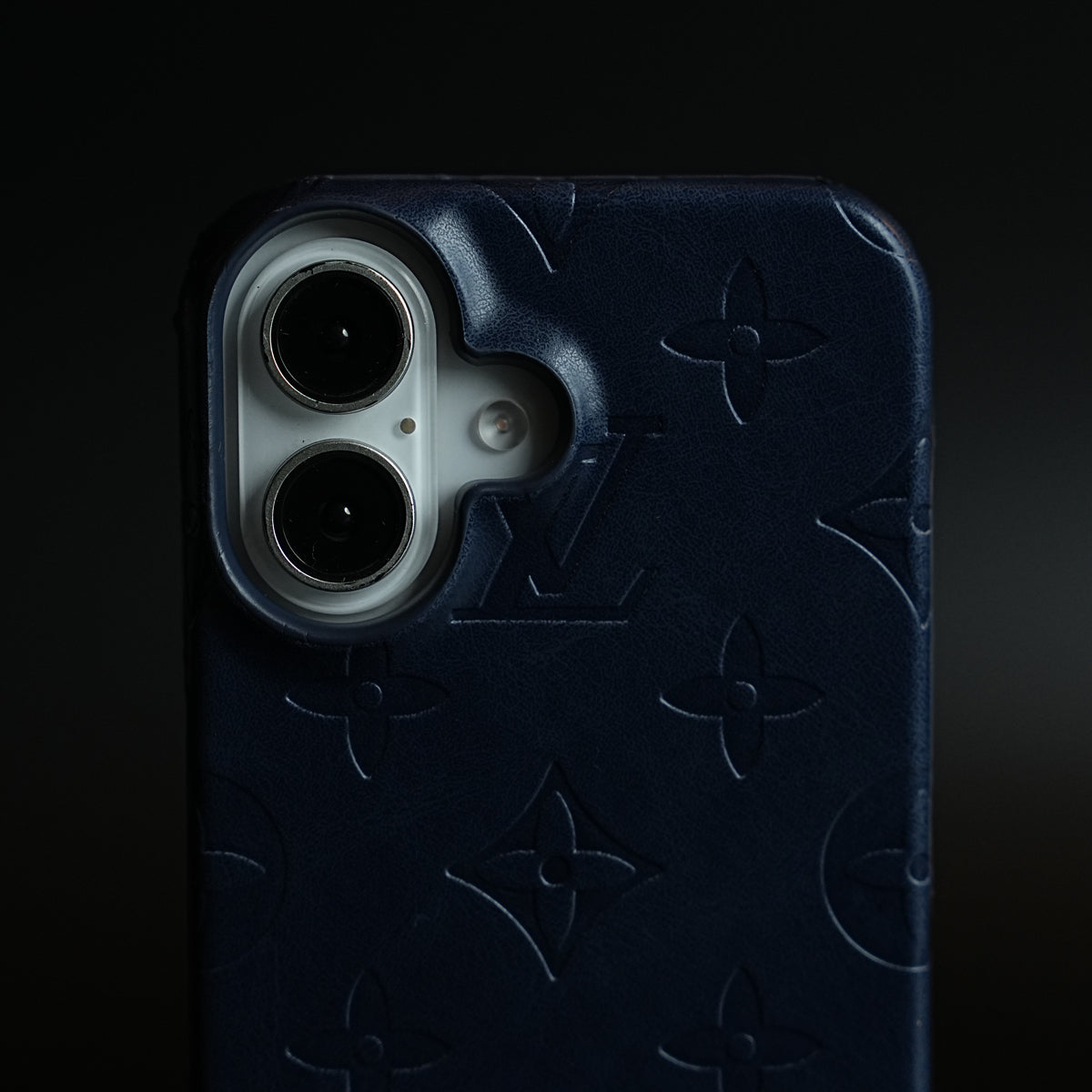 Luxury PU Leather Case for iPhone 16 | Fashion Brand Cover