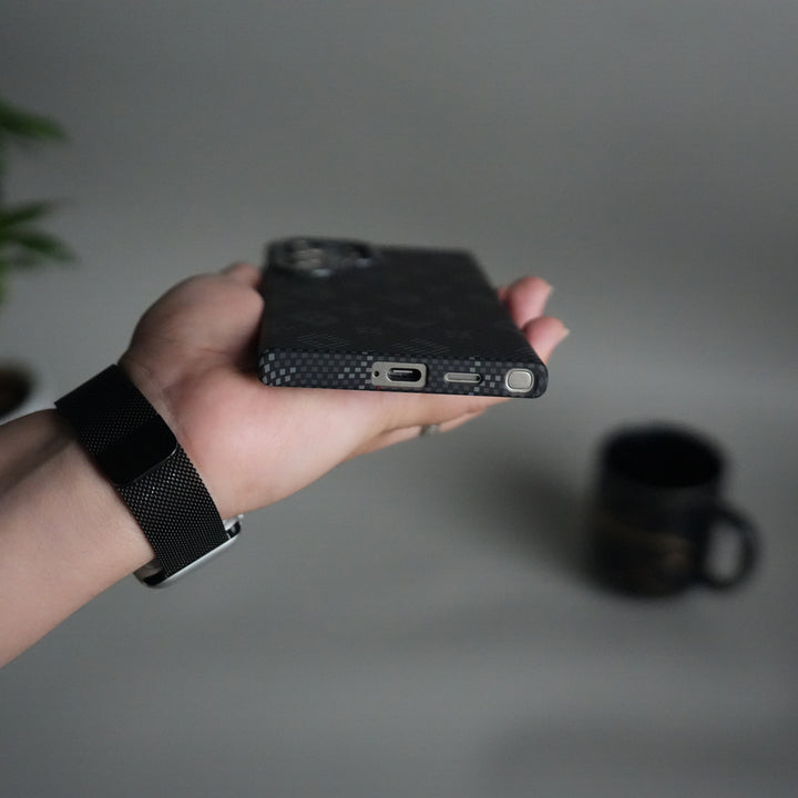 Galaxy S24 Ultra Aramid Fiber Case | Slim Magnetic Charging Ring Cover | Black