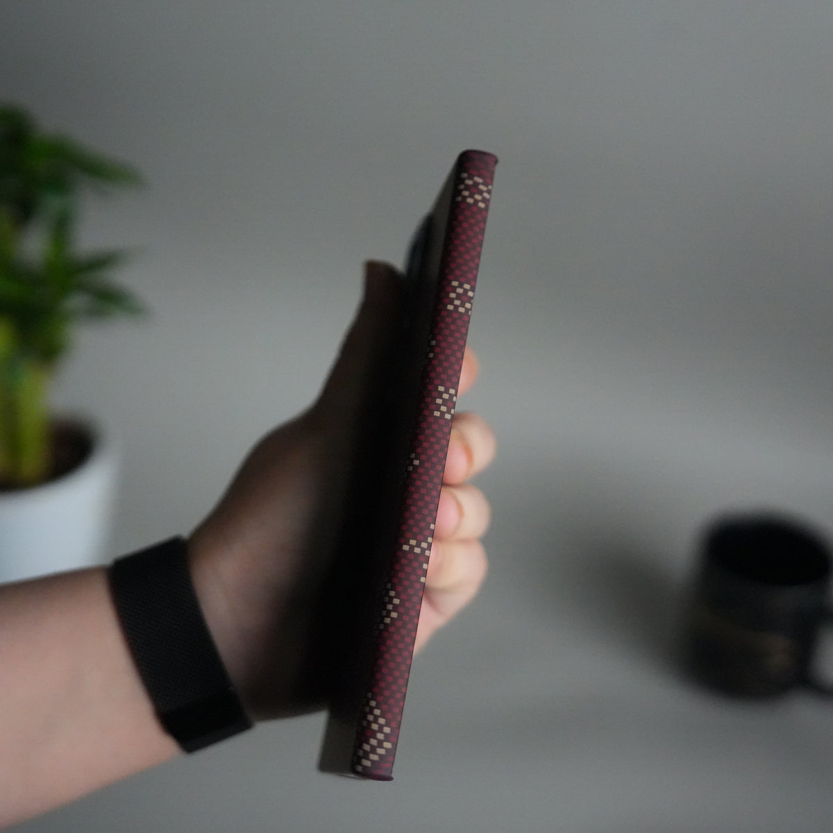 Galaxy S24 Ultra Aramid Fiber Case | Slim Magnetic Charging Ring Cover | Maroon