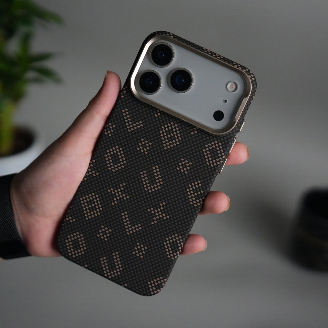 iPhone 17 Pro Max Aramid Fiber Case | Slim MagSafe Cover (Desert)