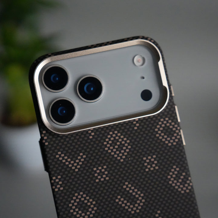 iPhone 17 Pro Max Aramid Fiber Case | Slim MagSafe Cover (Desert)