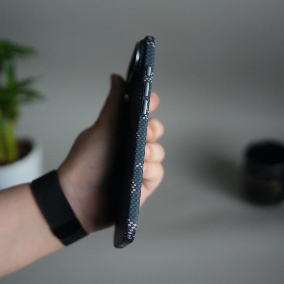 iPhone 17 Air Aramid Fiber Case | Slim MagSafe Cover  | Blue