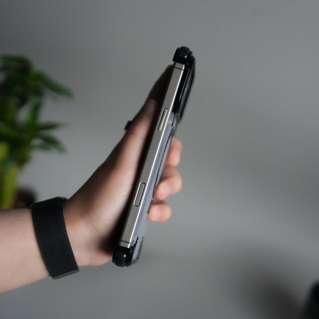 iPhone 17 Pro Frosted Frameless Metal Kickstand Case
