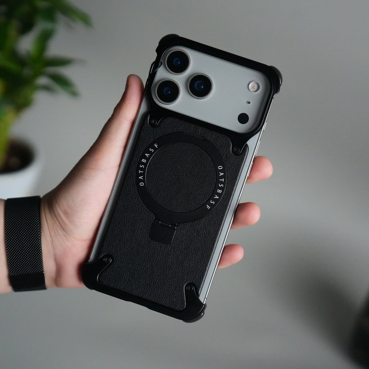 iPhone 17 Pro Max Leather Frameless Metal Kickstand Case