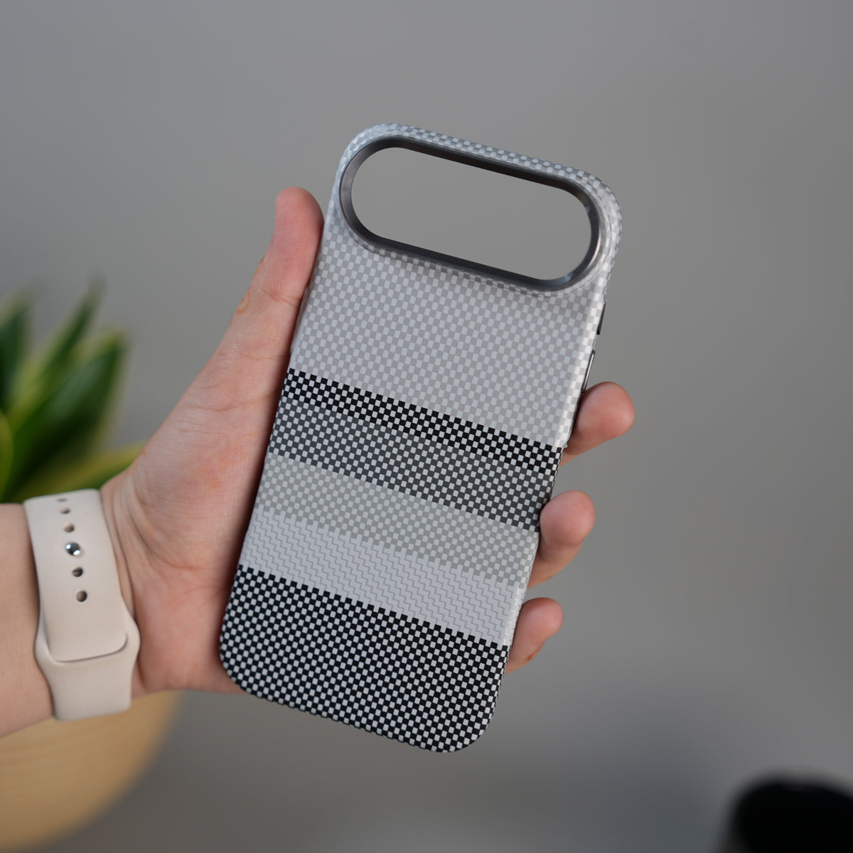 iPhone 17 Air Carbon Fiber Texture Design Hard Pc MagSafe Case Cover GrayBlackLine Design