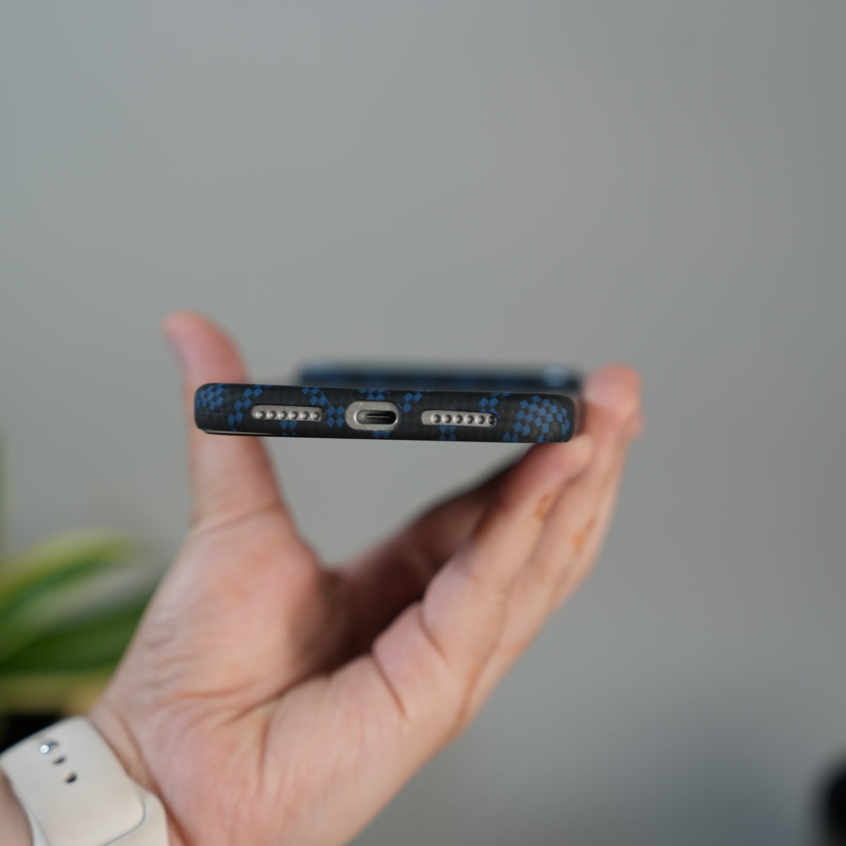 iPhone 17 Pro Ultra-Thin Carbon Fiber Texture Hard Pc MagSafe Case | Lightweight Back Cover