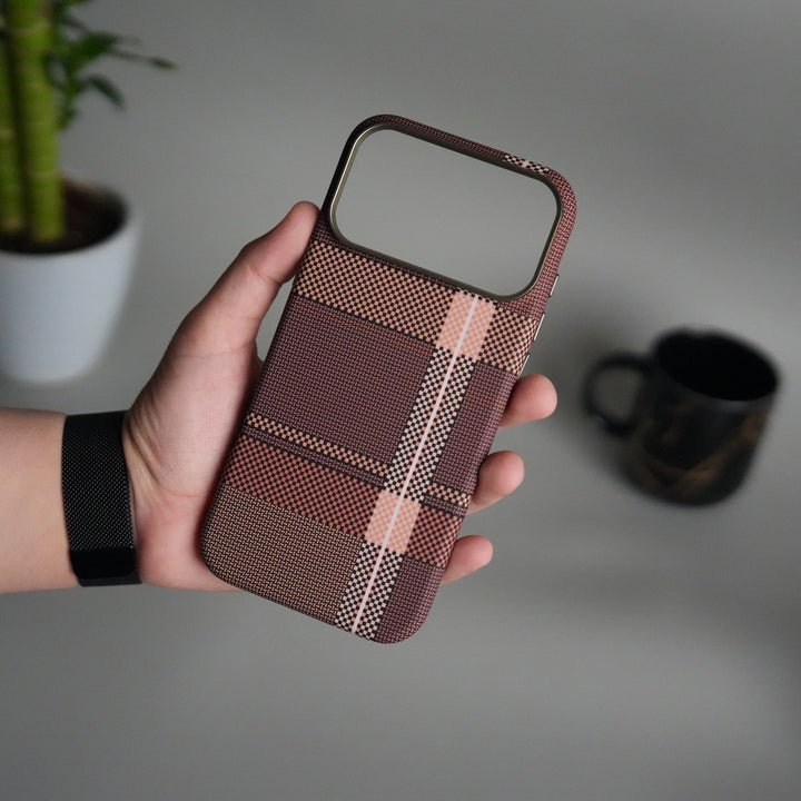 iPhone 17 Pro Carbon Fiber Texture Design Hard Pc MagSafe Case Cover (White Line)