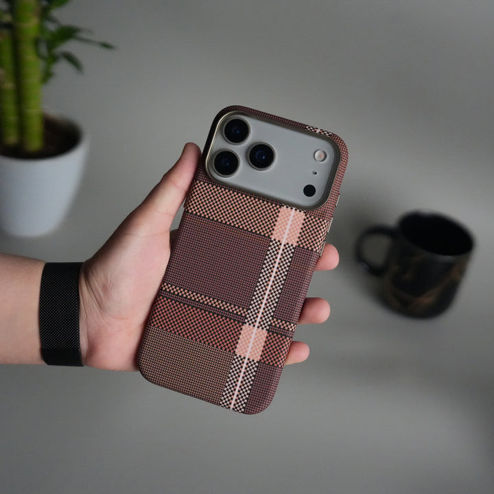 iPhone 17 Pro Carbon Fiber Texture Design Hard Pc MagSafe Case Cover (White Line)