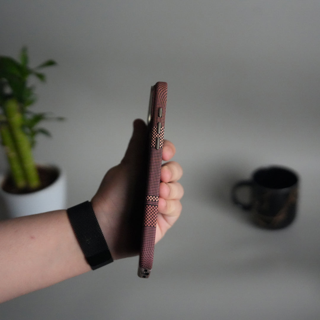 iPhone 17 Pro Carbon Fiber Texture Design Hard Pc MagSafe Case Cover (White Line)