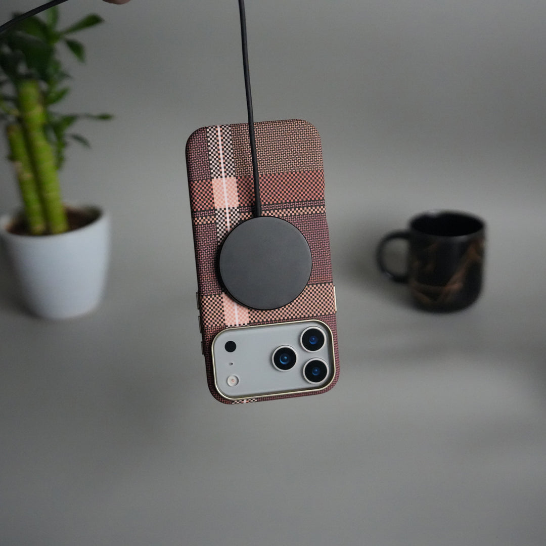 iPhone 17 Pro Carbon Fiber Texture Design Hard Pc MagSafe Case Cover (White Line)