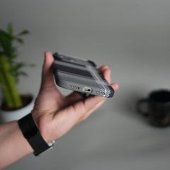 iPhone 17 Pro Max Carbon Fiber Texture Design Hard Pc MagSafe Case Cover (Black White)