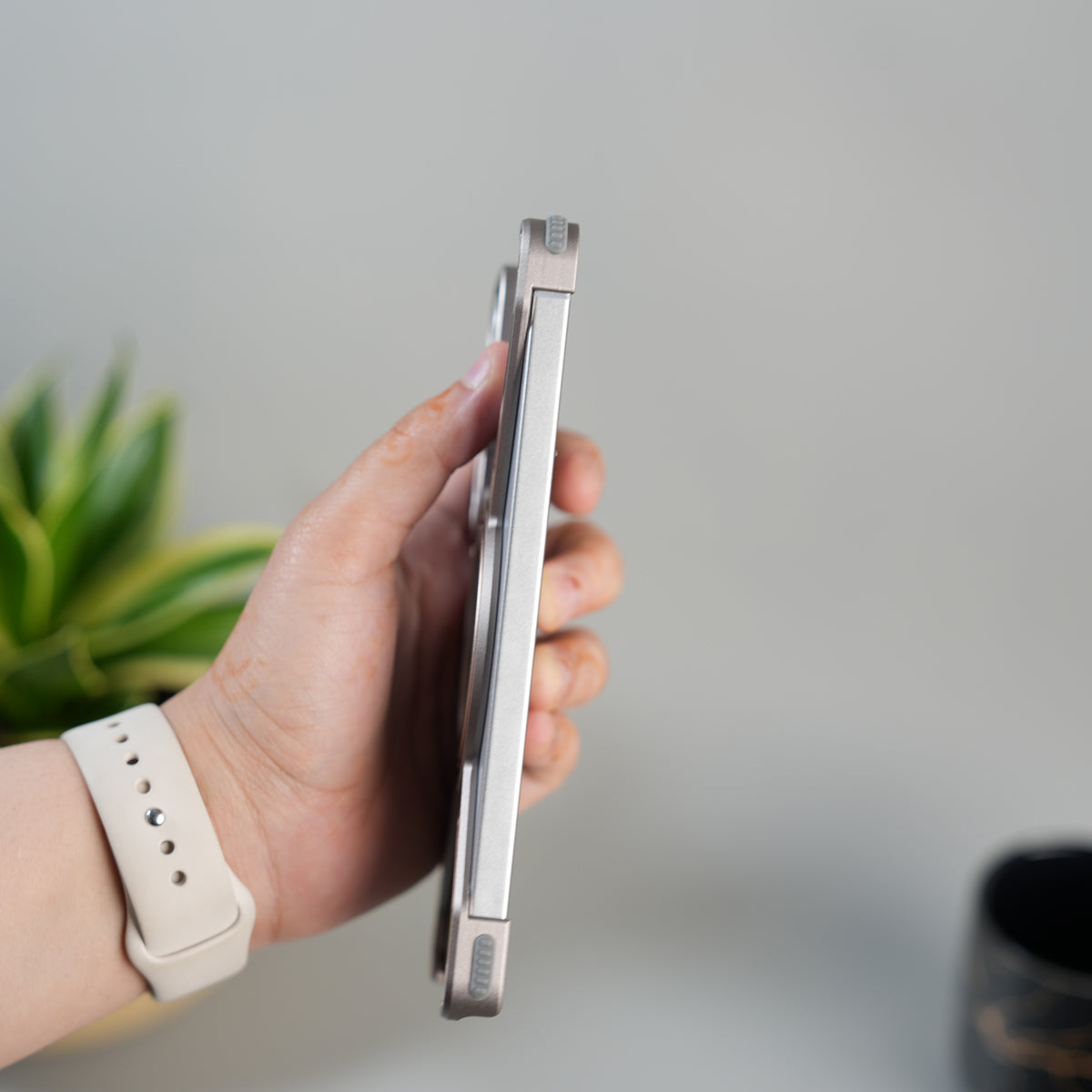 Galaxy S26 Ultra X Shape Aluminum Metal Rotating Kickstand Frameless Design Magsafe Case