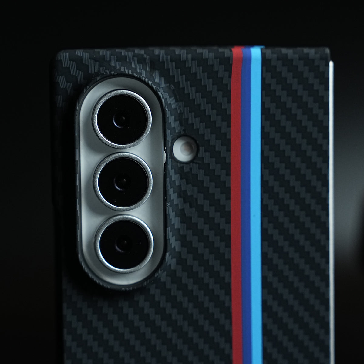 Carbon Fiber Texture Stripe Case for Galaxy Z Fold 7 | MagSafe Case