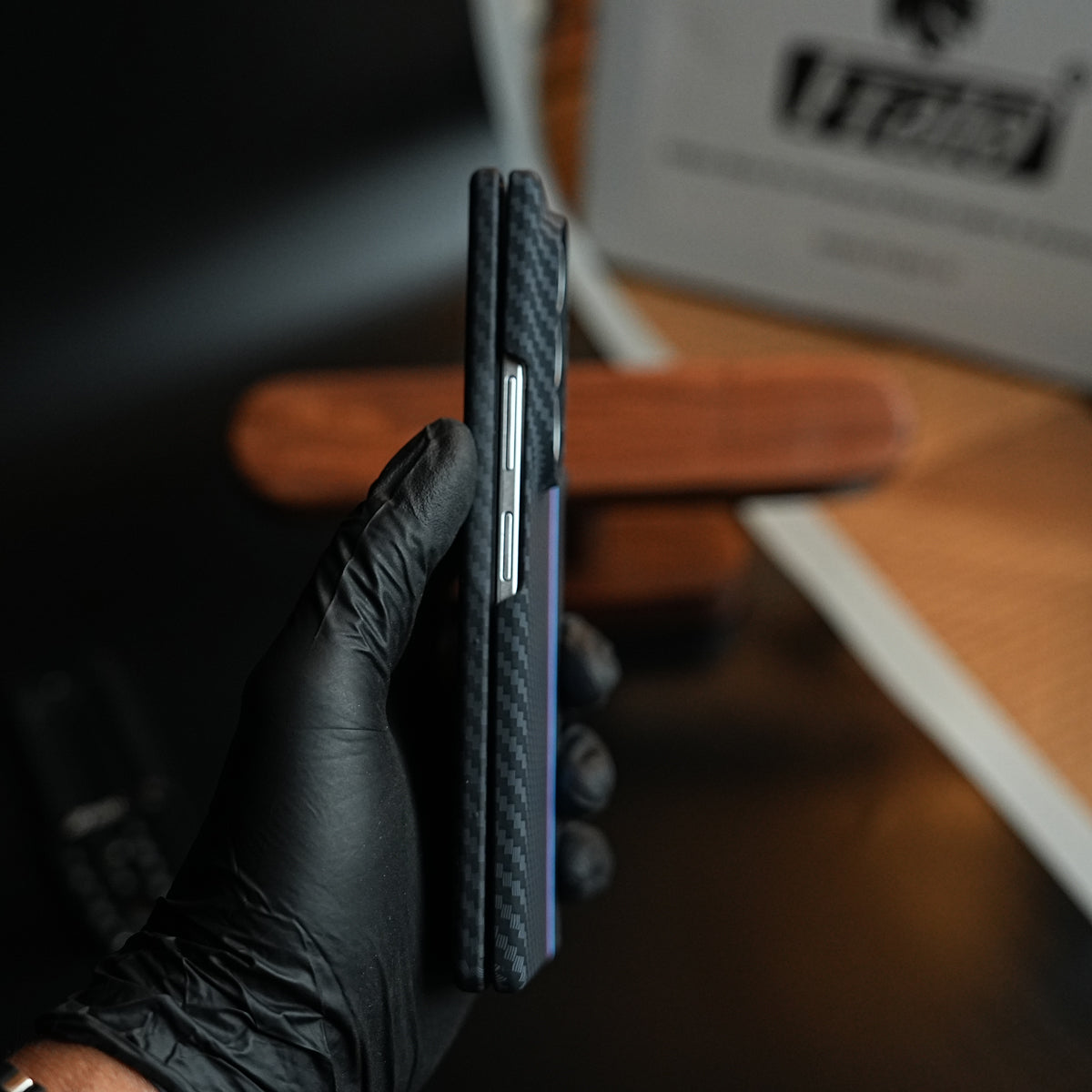 Carbon Fiber Texture Stripe Case for Galaxy Z Fold 7 | MagSafe Case