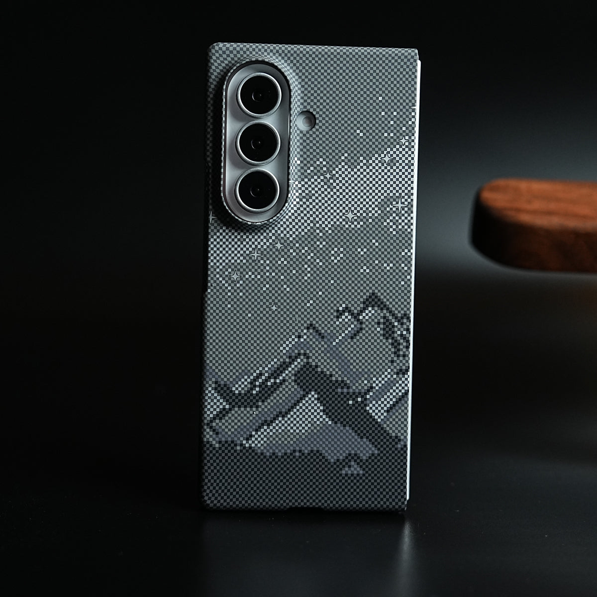Carbon Fiber Texture Design Hard Pc for Galaxy Z Fold 7 with Magsafe | Gray Mountains