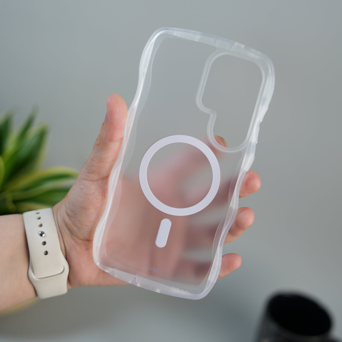 Galaxy S26 Ultra Frosted Clear Wavy Edge Shockproof Cover