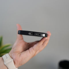 Galaxy S26 Ultra Frosted Clear Wavy Edge Shockproof Cover
