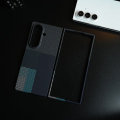 Carbon Fiber Texture Design Hard Pc for Galaxy Z Fold 7 with Magsafe | Corner Green