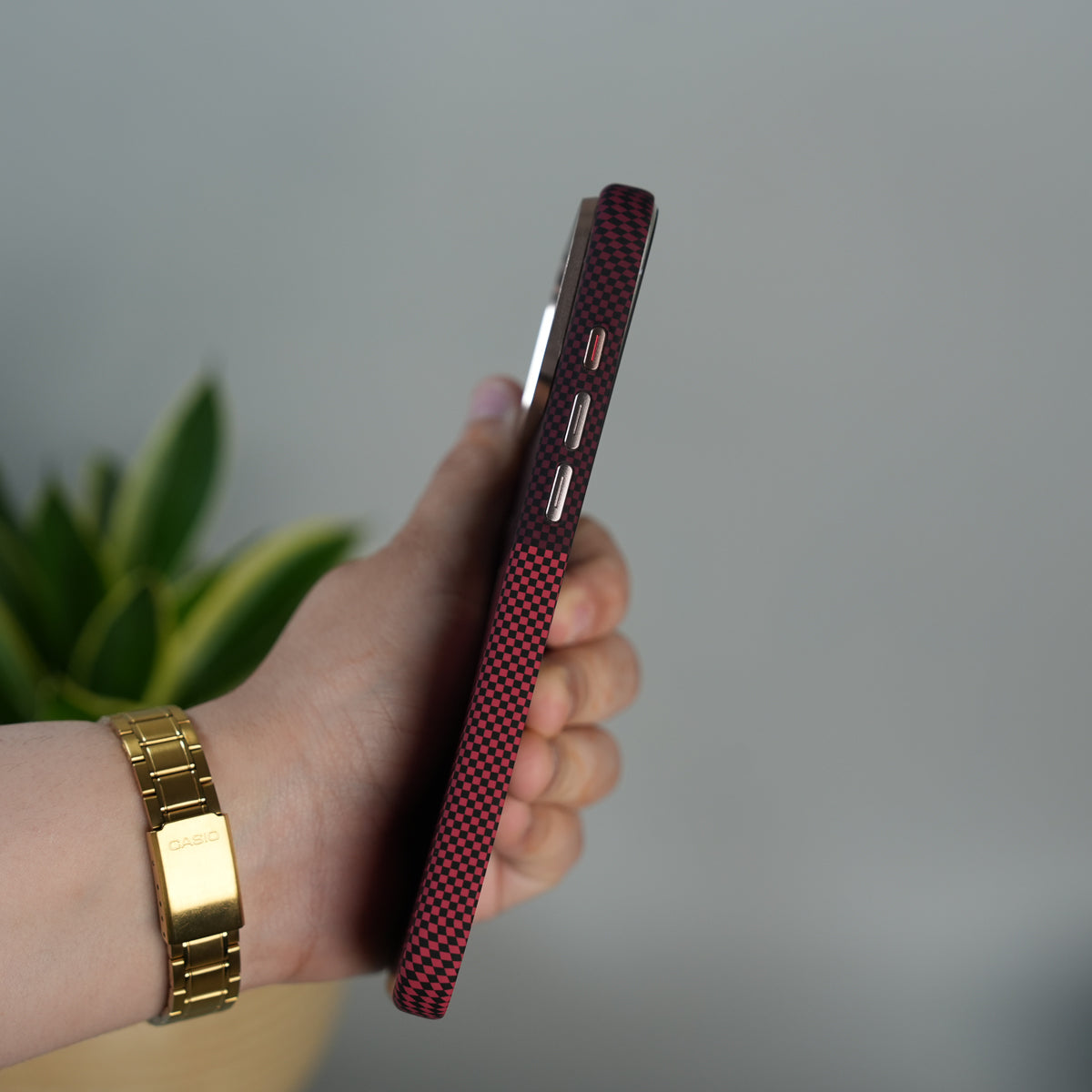 iPhone 17 Pro Max Carbon Fiber Texture Design Hard Pc MagSafe Case Cover MaroonTop Design