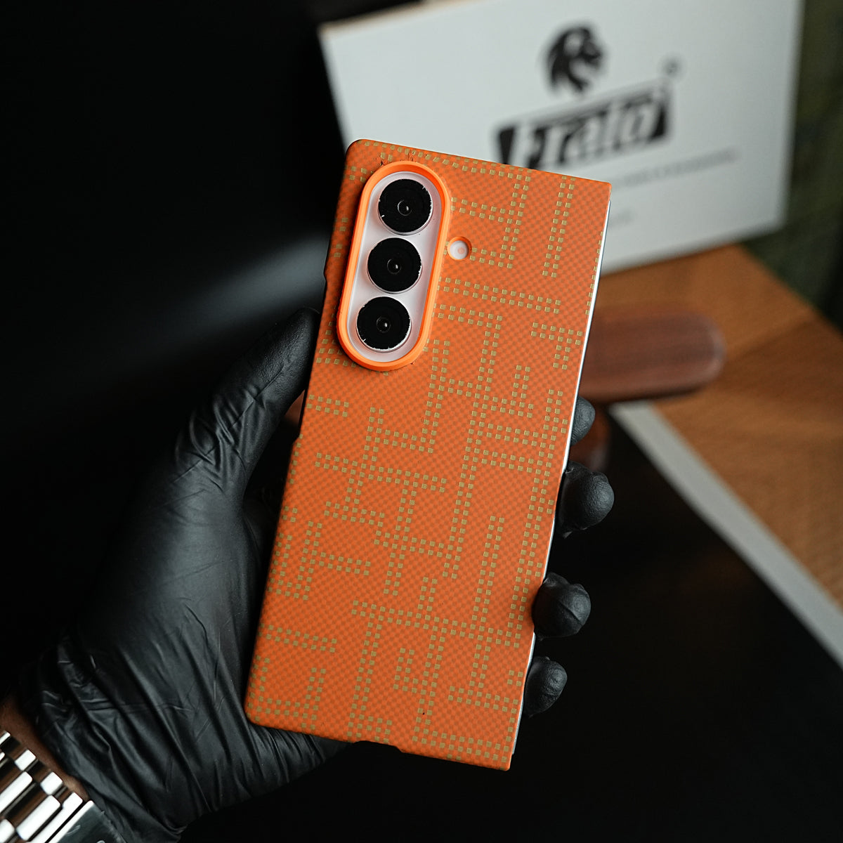 Pixel Geometric Woven Texture Slim Case For Samsung Galaxy Z fold 7