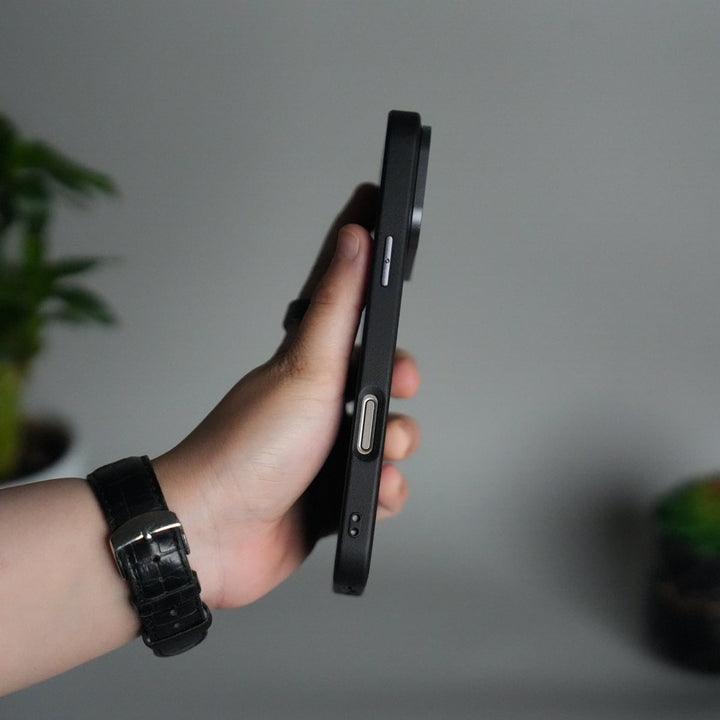 iPhone 17 Pro Max Luxury Leather Matte Case | Slim Protective Metal Frame Back Cover