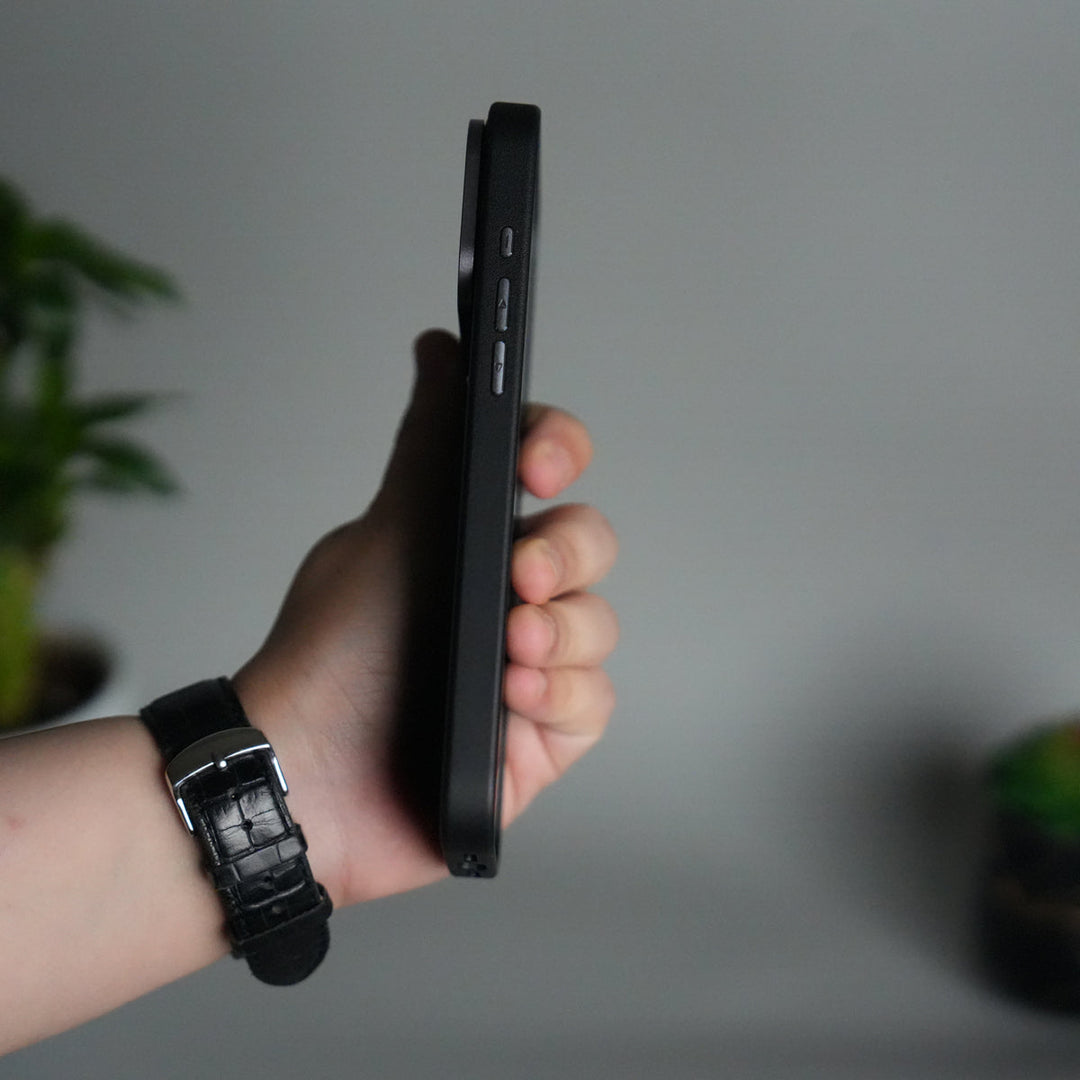 iPhone 17 Pro Max Luxury Leather Matte Case | Slim Protective Metal Frame Back Cover