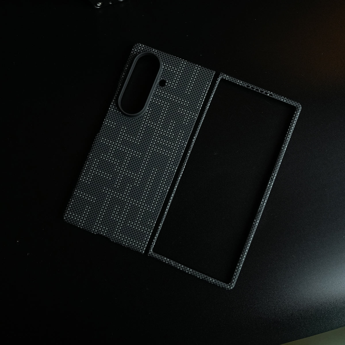 Pixel Geometric Woven Texture Slim Case For Samsung Galaxy Z fold 7