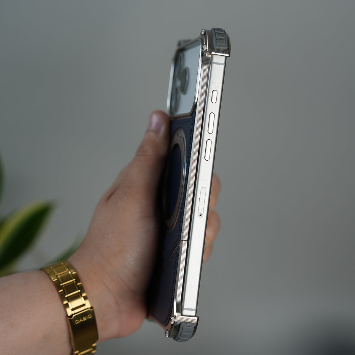 iPhone 18 Series Premium Blue Carbon Design Aluminium Metal Snap On Rotating Stand case