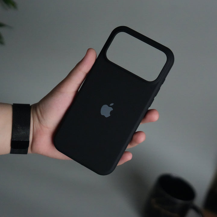 iPhone 17 Pro Liquid Silicone Case Cover | Black