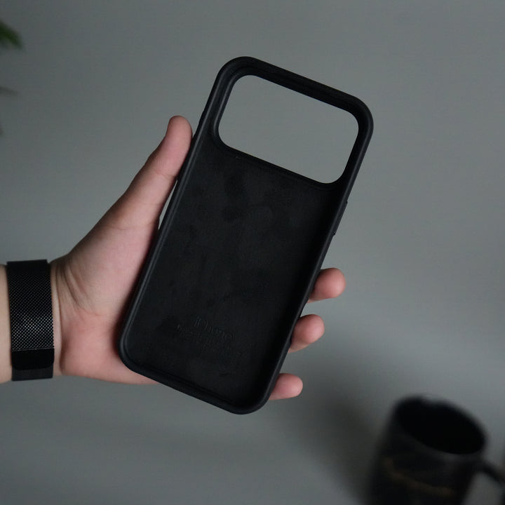 iPhone 17 Pro Liquid Silicone Case Cover | Black