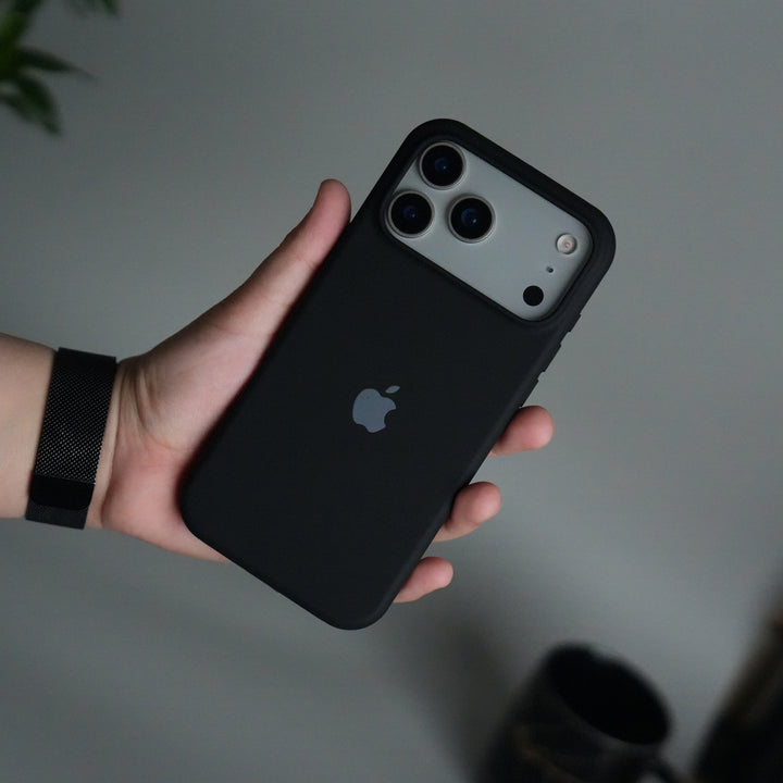 iPhone 17 Pro Liquid Silicone Case Cover | Black