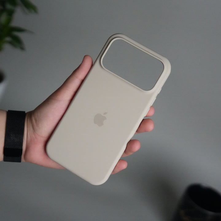 iPhone 17 Pro Liquid Silicone Case Cover (Beige)