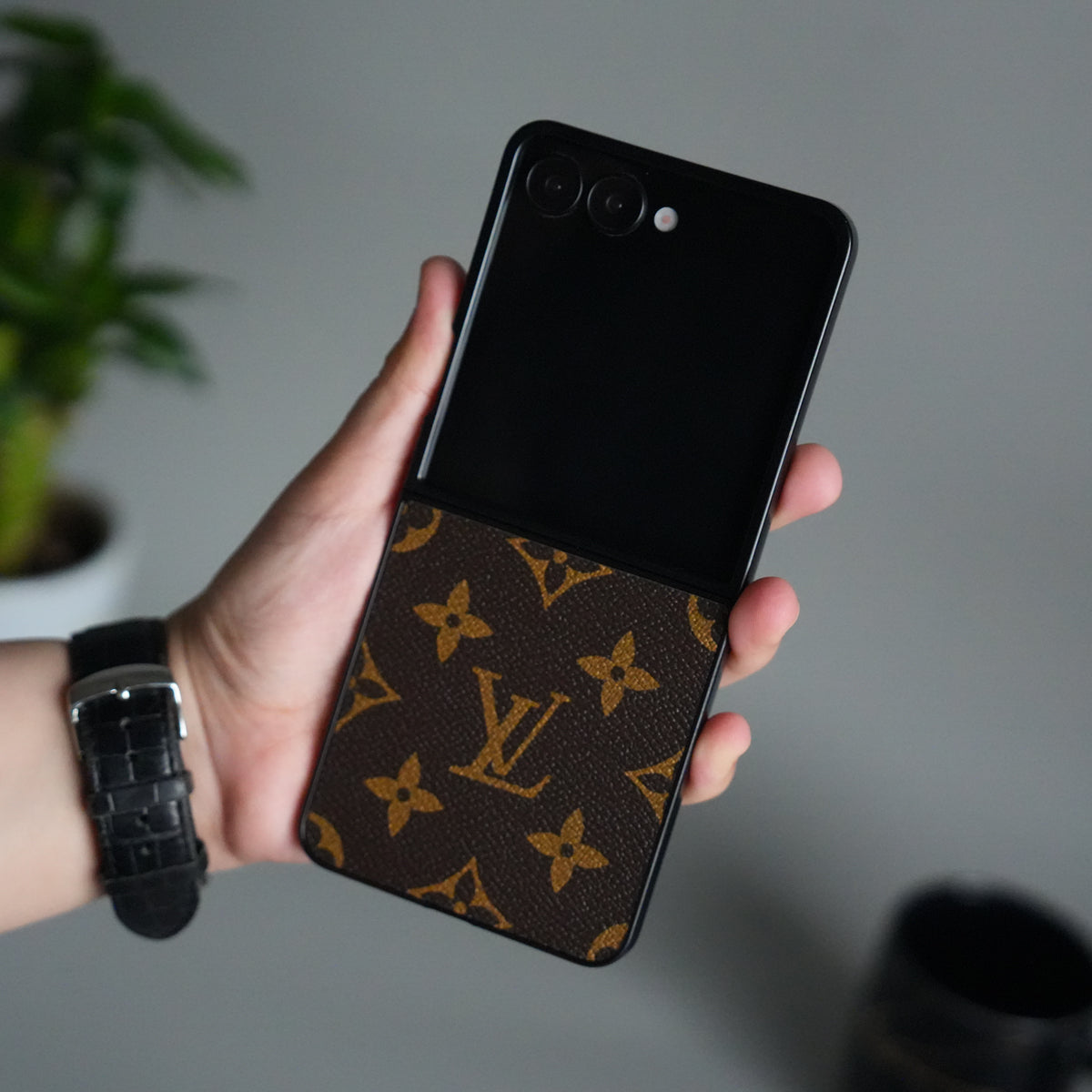 Samsung Galaxy Z Flip 7 Luxury Leather Case Cover