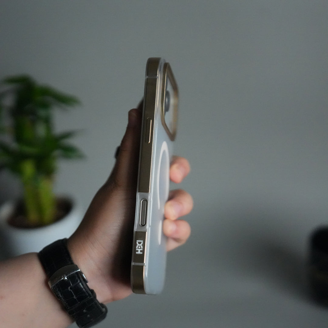 iPhone 17 Pro Frosted Magnetic Case | Aluminum Frame with MagSafe Ring & Metal Camera Guard