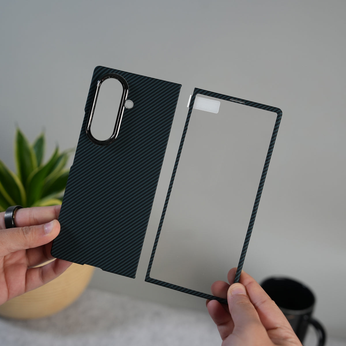 Galaxy Z Fold 7 Ultra-Slim Carbon Fiber Texture Case with Front glass Protection