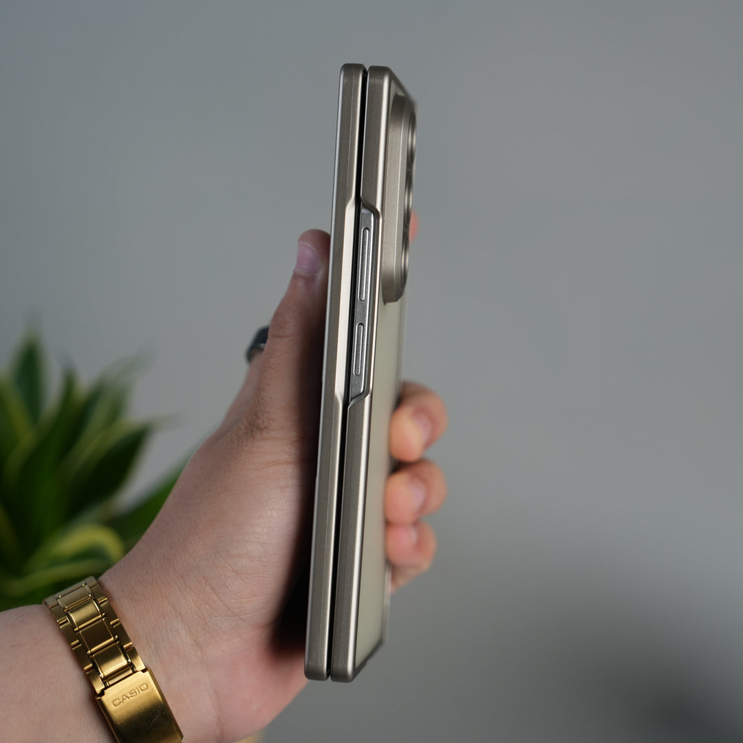 Galaxy Z Fold 7 Frosted Matte Case | Front Glass &amp; Heinge Protection