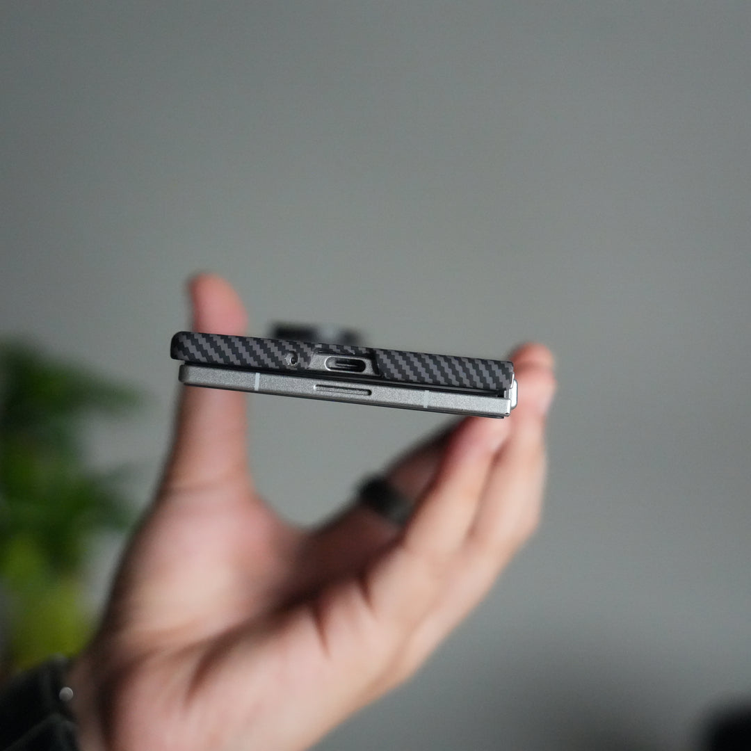 Galaxy Z Fold 7 Carbon Fiber Texture Back Case with Front Membrane | Ultra-Thin Protective Cover