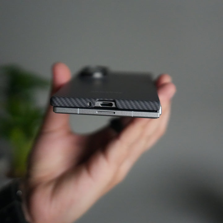 Galaxy Z Fold 7 Carbon Fiber Texture Back Case with Front Membrane | Ultra-Thin Protective Cover