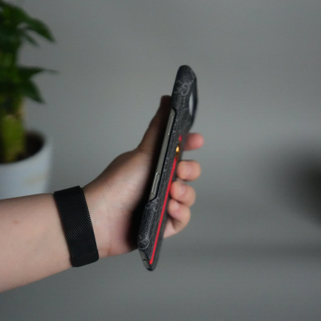 iPhone 17 Series GG Fashion Green Red Stripe Cover | BLACK