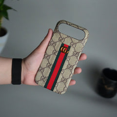 iPhone 17 Series GG Fashion Green Red Stripe Cover | BEIGE