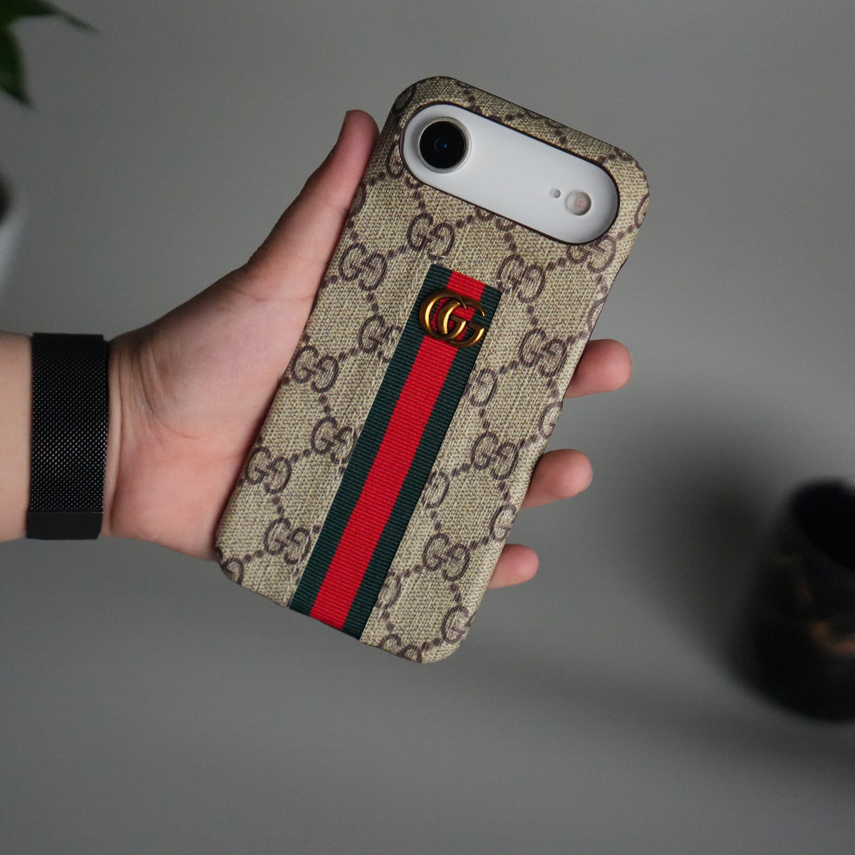iPhone 17 Series GG Fashion Green Red Stripe Cover | BEIGE