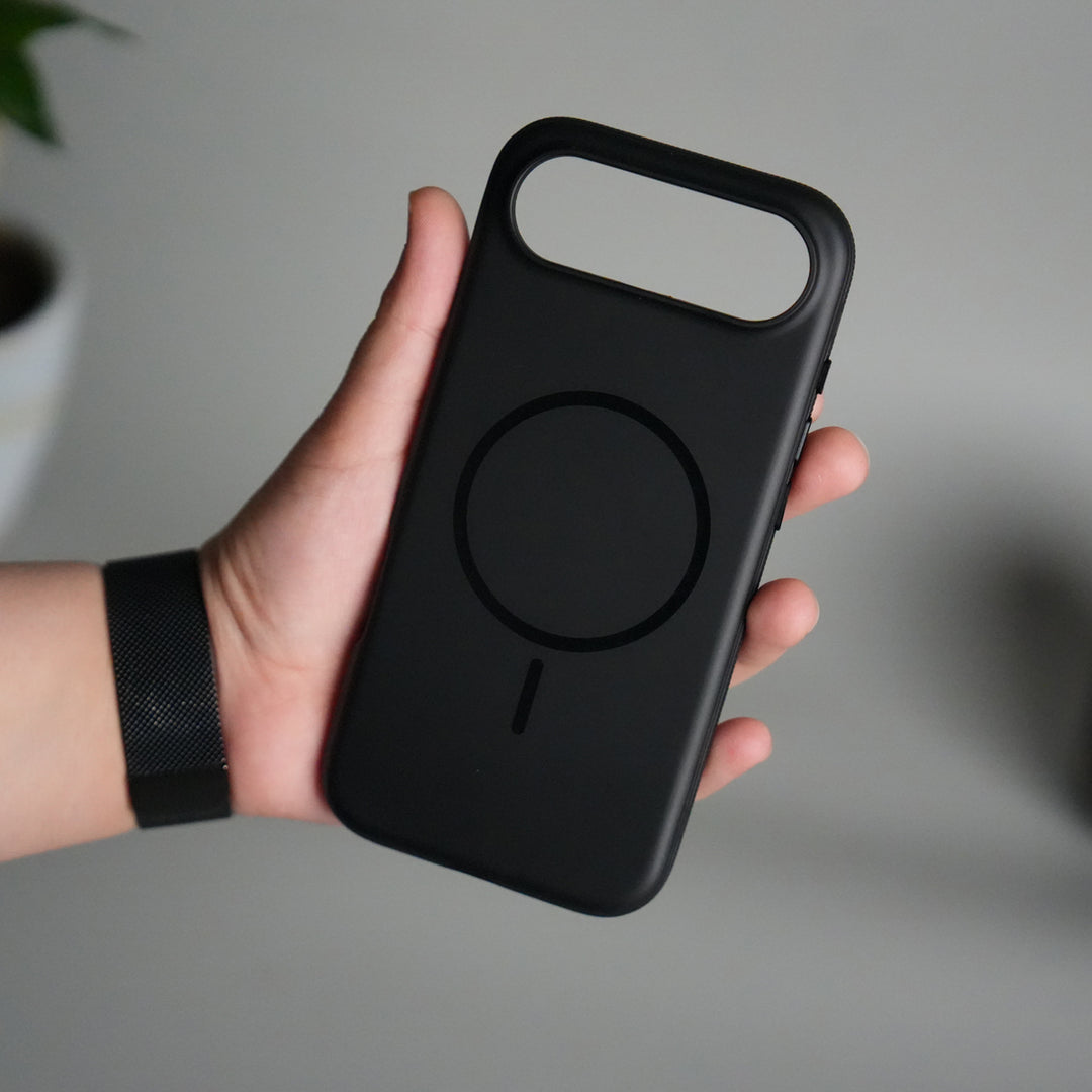 iPhone 17 Air Matte Black MagSafe Case | Magnetic Protective Cover