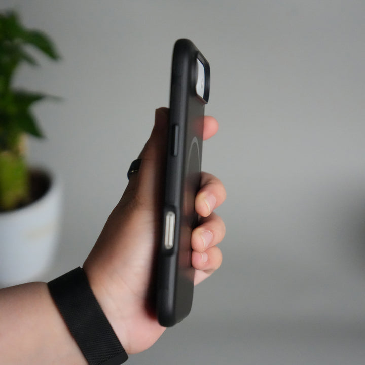 iPhone 17 Air Matte Black MagSafe Case | Magnetic Protective Cover