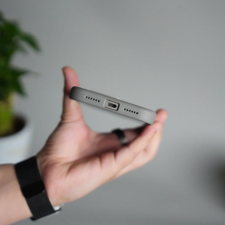 iPhone 17 Pro Max Texture Case | Rotating Metal Stand Ring Cover