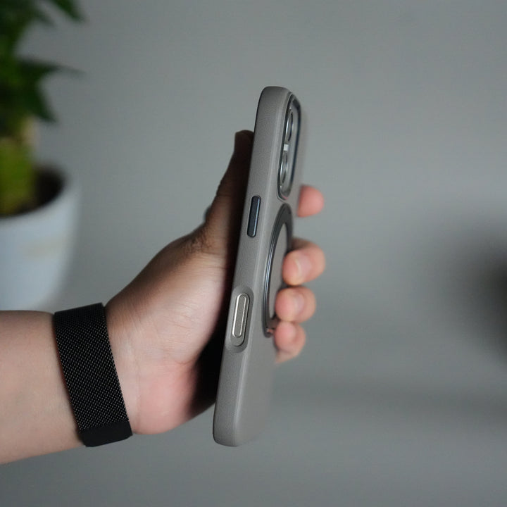 iPhone 17 Texture Case | Rotating Metal Stand Ring Cover