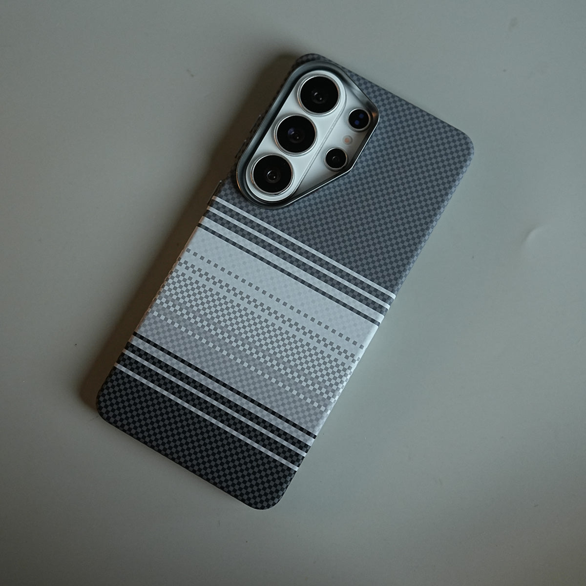 Pixel Checkered Design Case for Galaxy 26 Ultra | Magnetic Cover