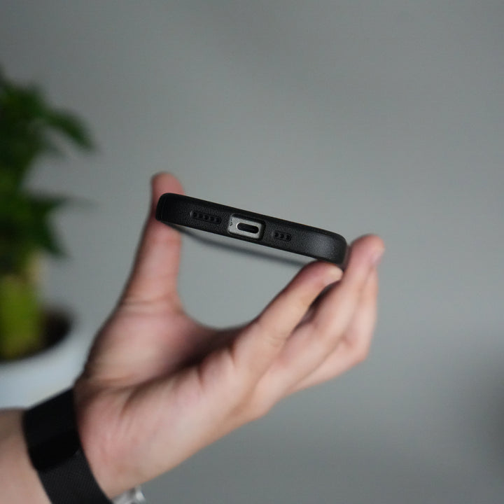 iPhone 17 Texture Case | Rotating Metal Stand Ring Cover