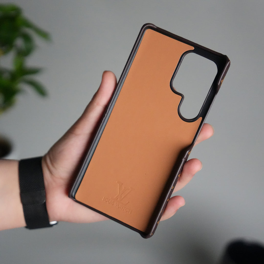 Galaxy S25 Ultra Luxury Pattern Leather Case | Premium Hard Back Cover with Gold Metal Logo Plate