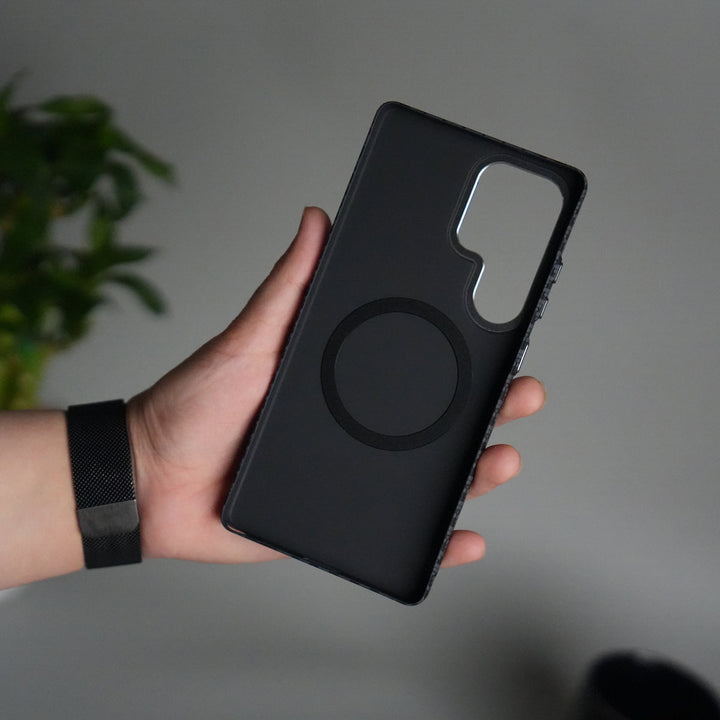 Galaxy S24 Ultra Houndstooth Pattern Case | Slim Hard Back Cover | Matte Finish Protective Case with MagSafe