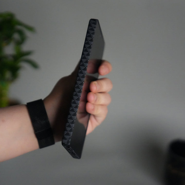 Galaxy S24 Ultra Houndstooth Pattern Case | Slim Hard Back Cover | Matte Finish Protective Case with MagSafe